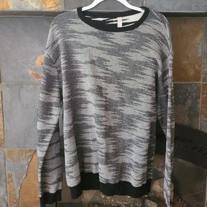 Indigenous Black and White Crew Neck Abstract Stiped Peruvian Cotton Sweater Lg